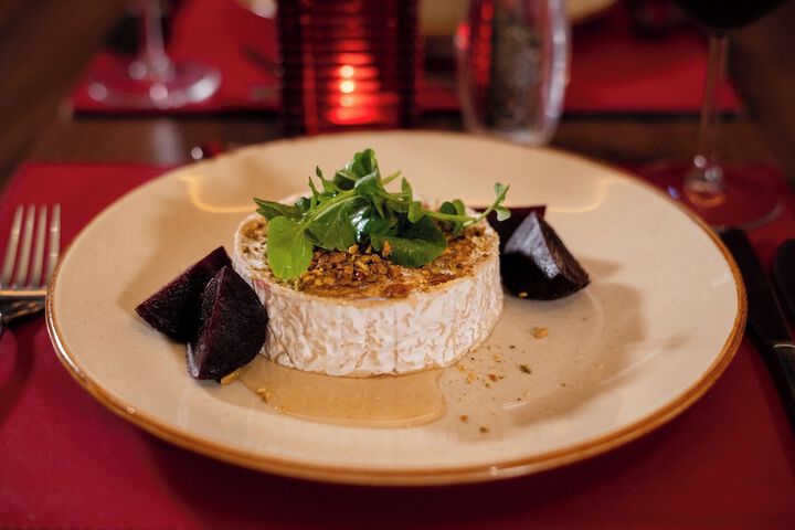 Dining 57 of 90