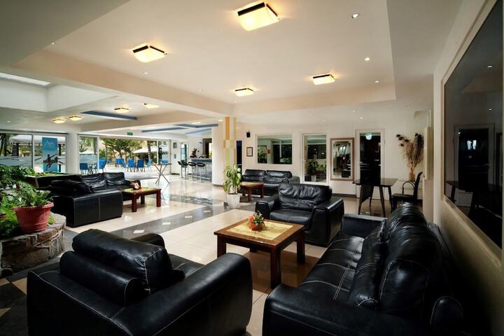 Hotel Interior 4 of 33