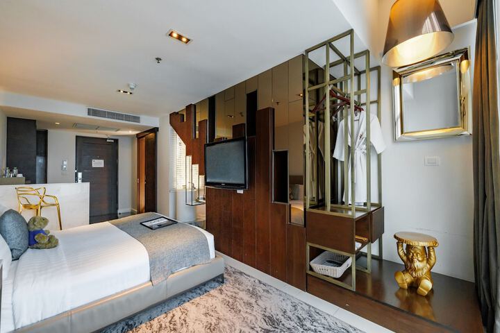 Room amenity