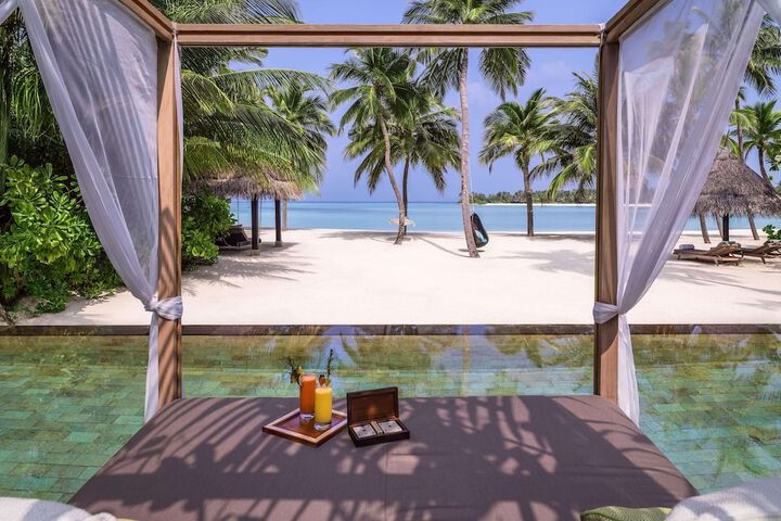 Room 45 of 227