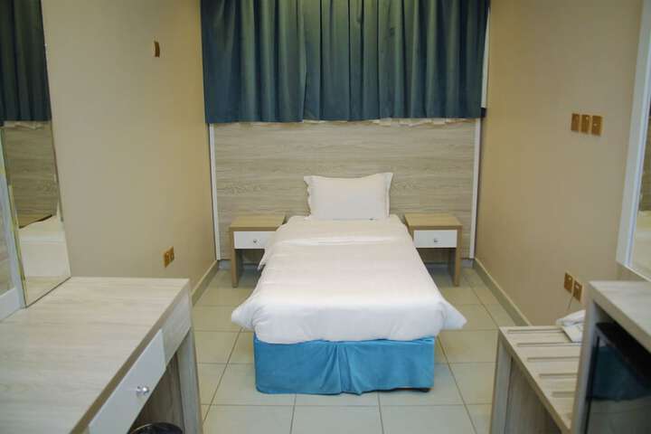 Room 18 of 24