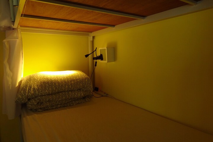 Room 7 of 33