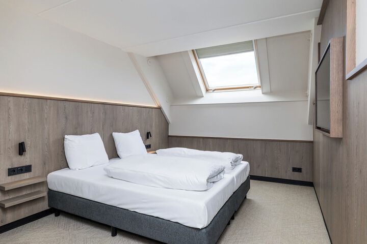 Room 12 of 55