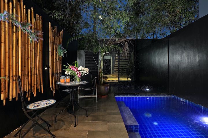Pool 106 of 154