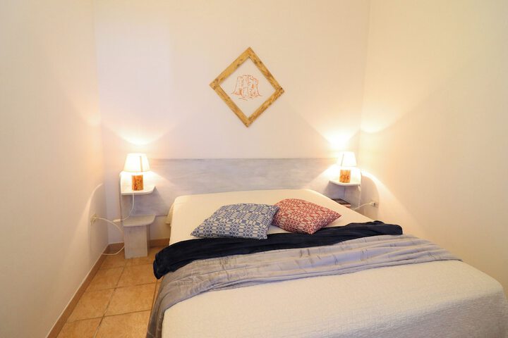 Room 5 of 39