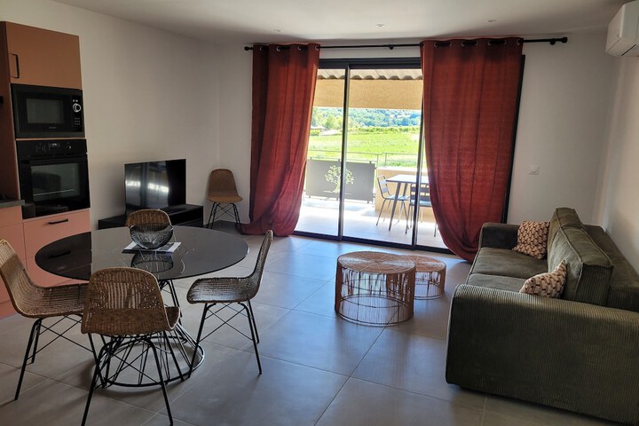 Room 15 of 38