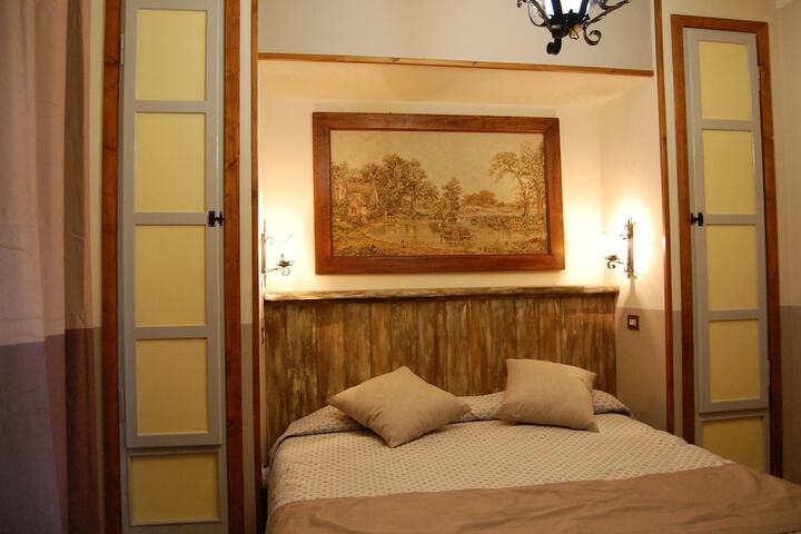 Room 5 of 49