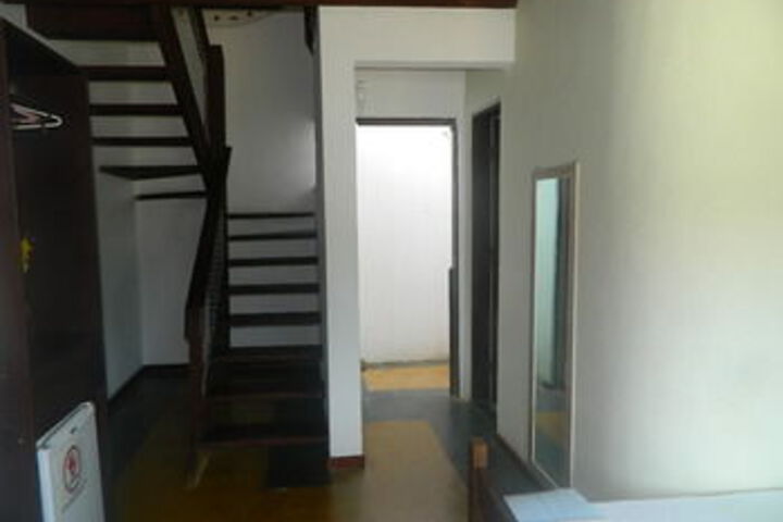 Room 45 of 90