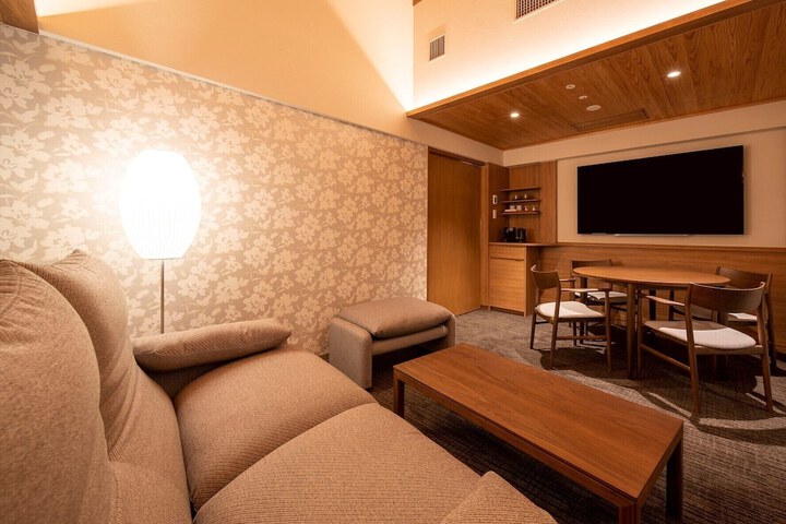 Room 28 of 91
