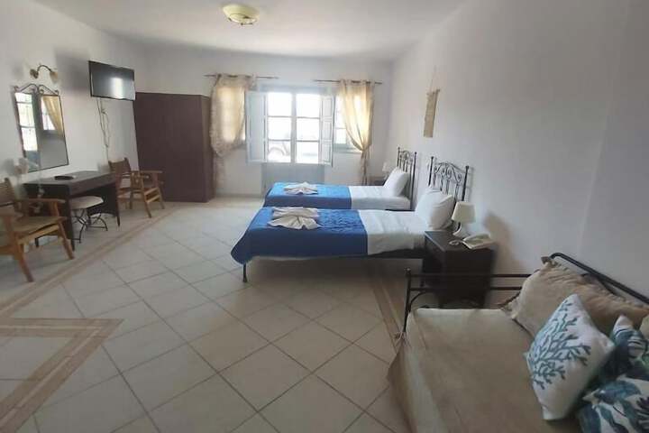 Room 14 of 53