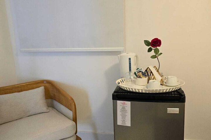 Room 16 of 37
