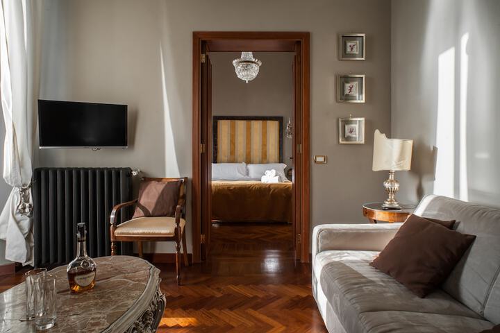 Room 28 of 70