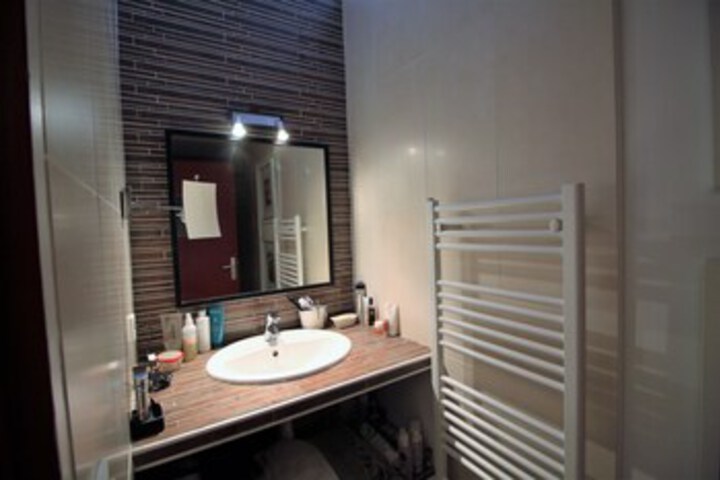 Room 2 of 24
