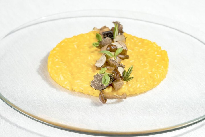 Dining 36 of 65