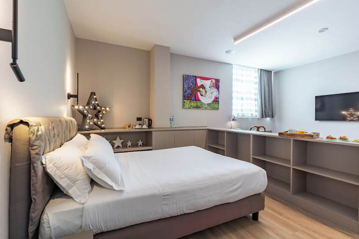 Room 36 of 109