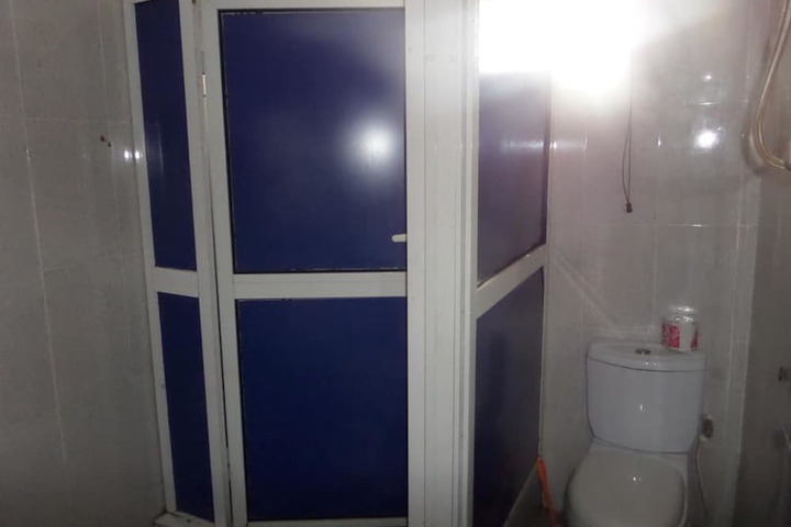 Room 9 of 13