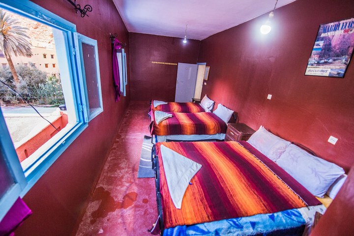 Room 9 of 25
