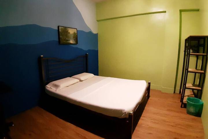 Room 27 of 50