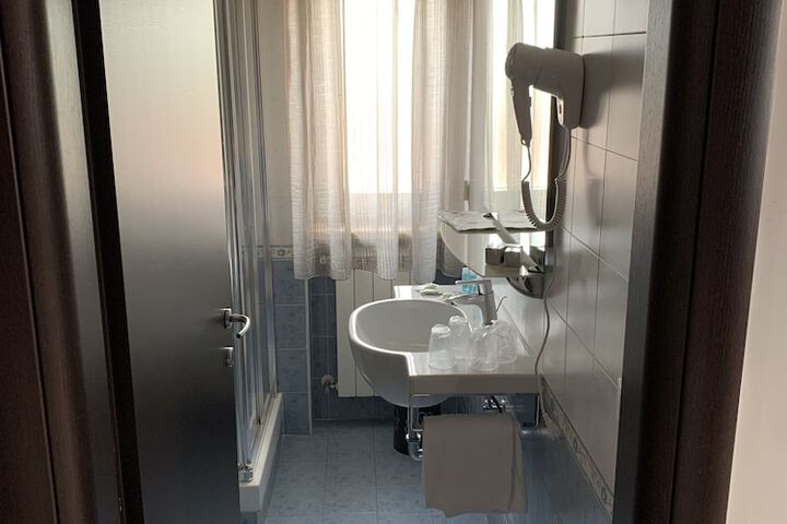Clean Restrooms