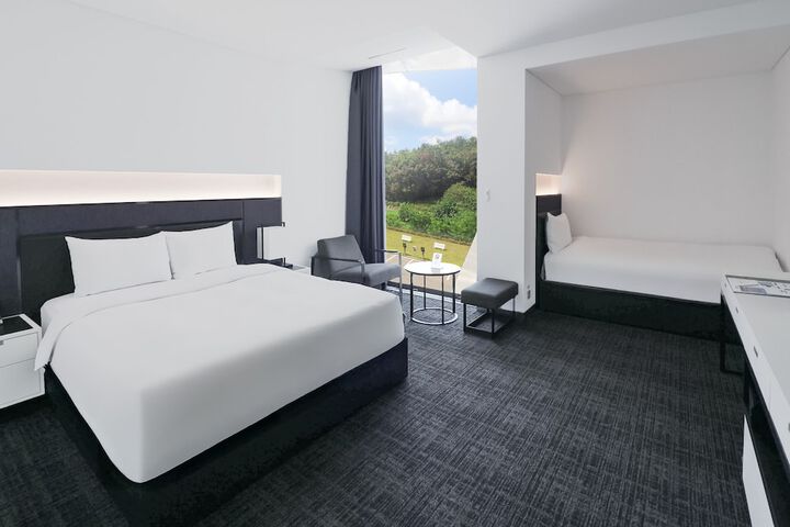 Hotel 56 of 61
