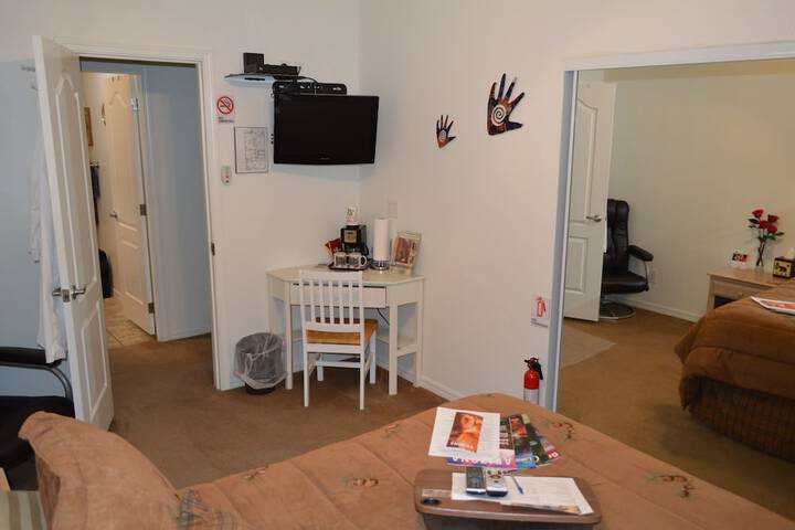 Room 11 of 35