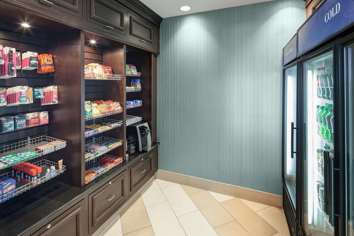 Snack bar