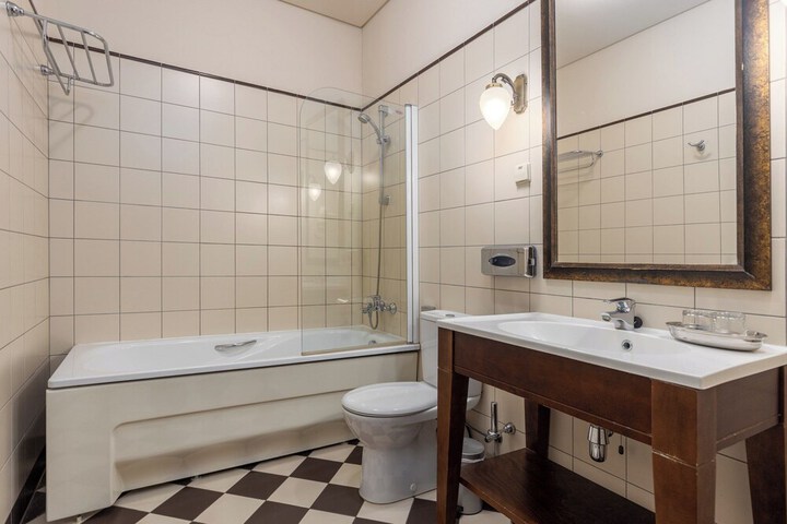 Room 40 of 75