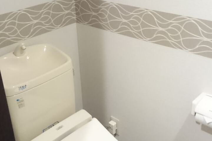 Clean Restrooms