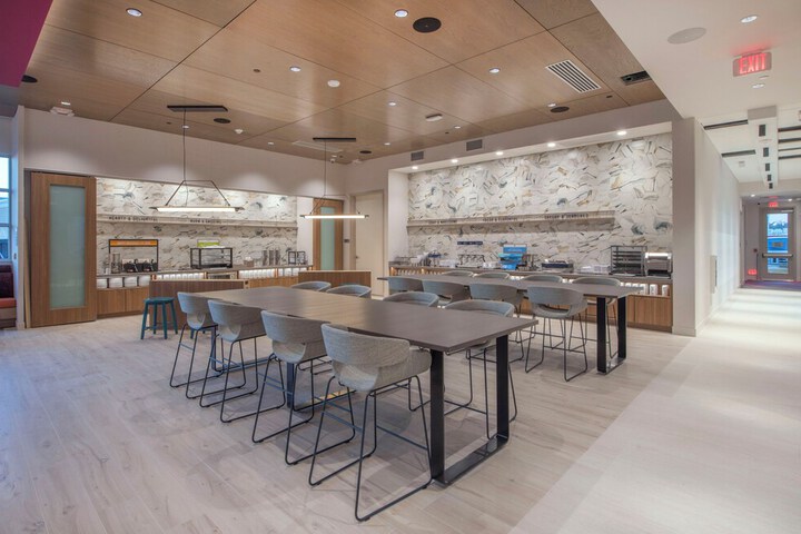Breakfast area