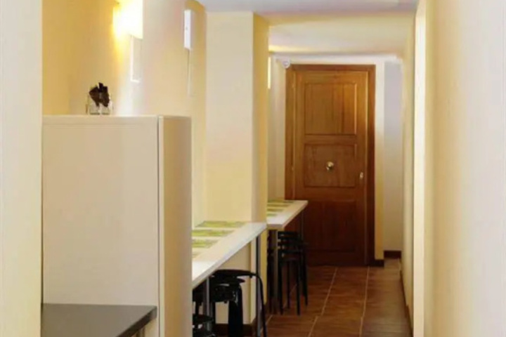 Room 7 of 10