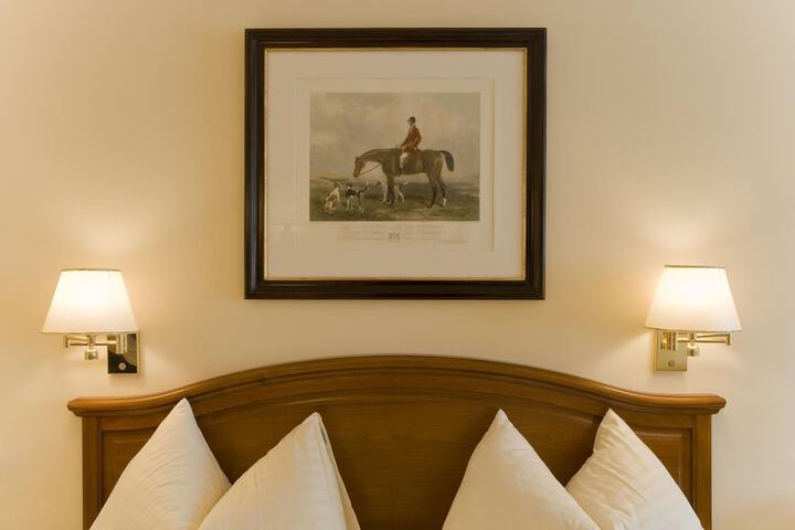 Room 10 of 60