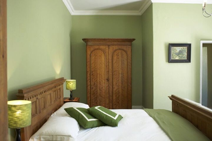 Room 19 of 25