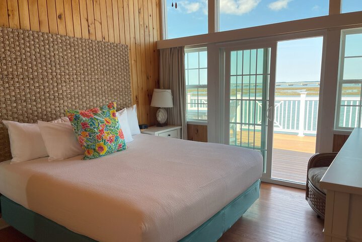 Room 4 of 60