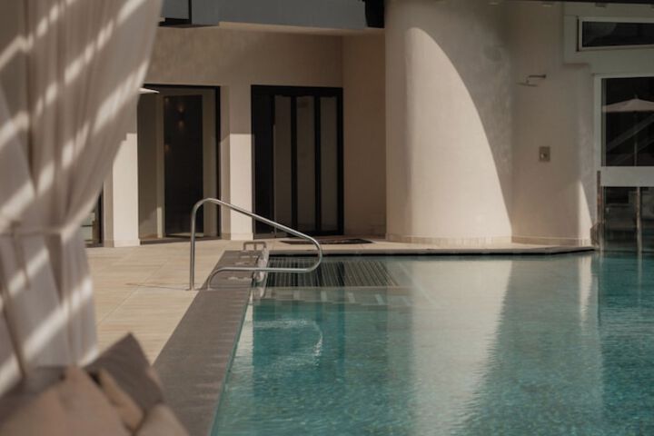Pool 43 of 66