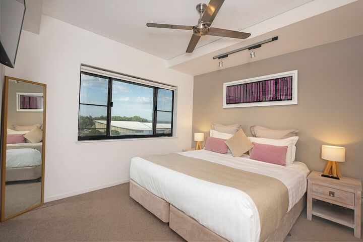 Room 17 of 106