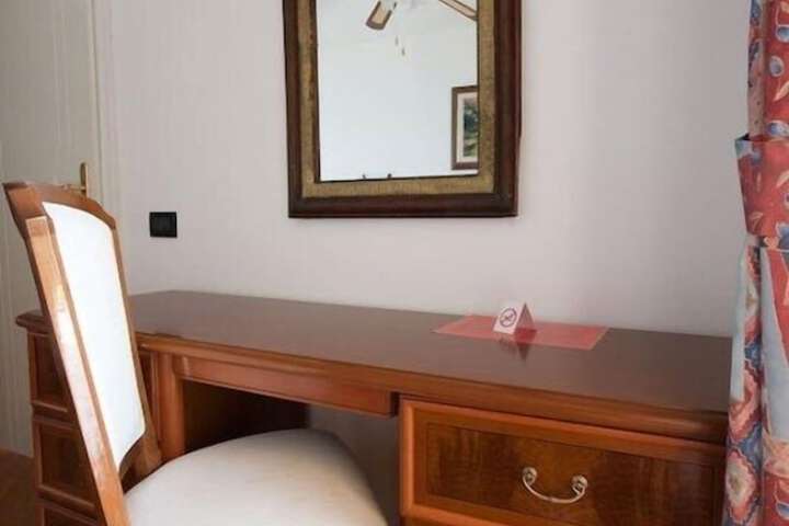 Room 16 of 59