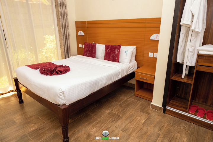 Room 3 of 6