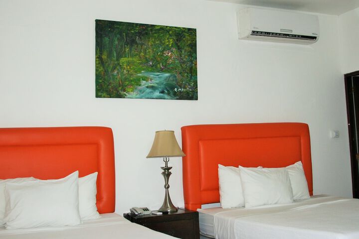 Room 27 of 116