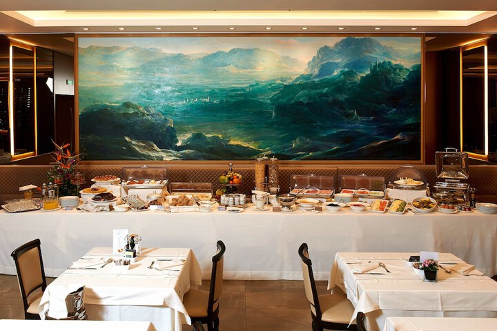 Dining 115 of 142