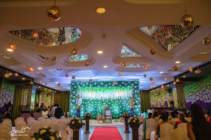 Ballroom/Hall 42 of 50