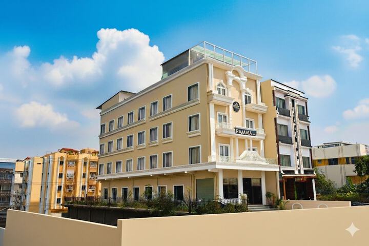 Hotel Ramaya Inn at Har Ki Pauri Road