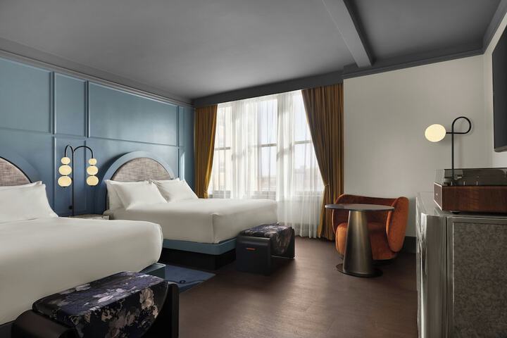 Room 14 of 53