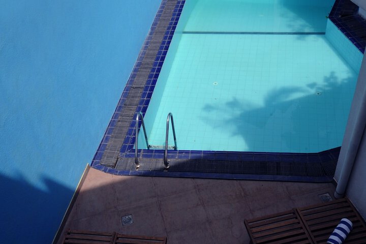 Pool 40 of 70