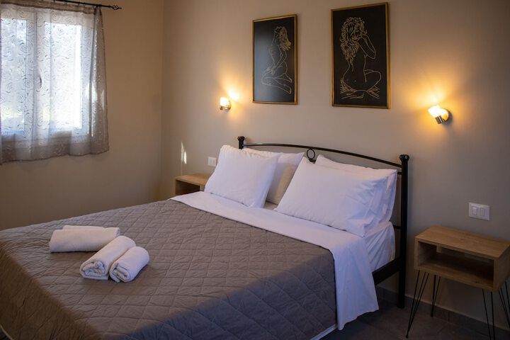 Room 10 of 60