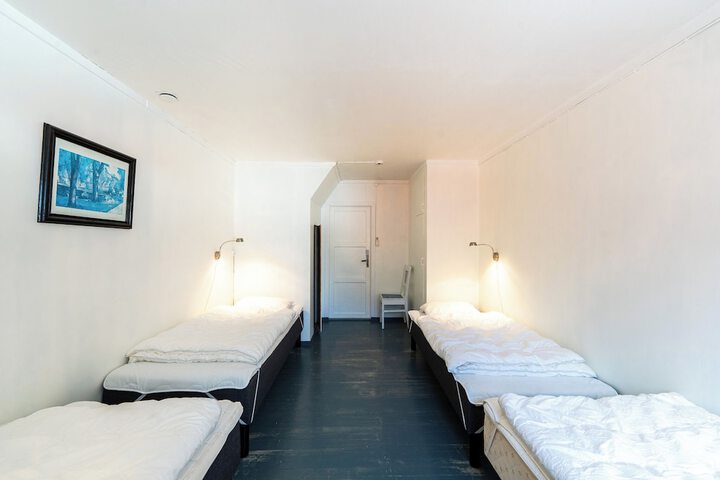 Room 25 of 70