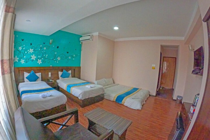 Room 15 of 35