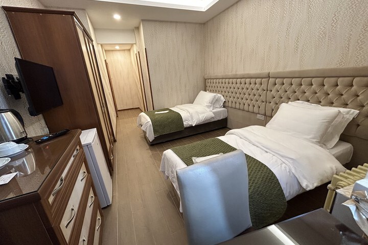 Room 43 of 95