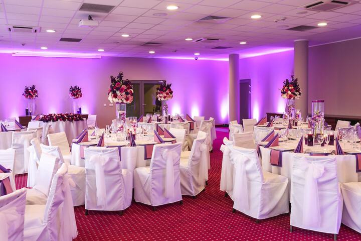 Indoor wedding