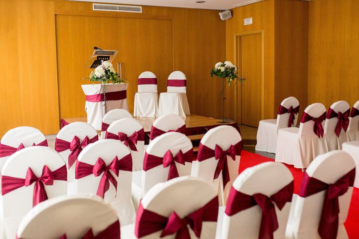 Ballroom/Hall 43 of 78