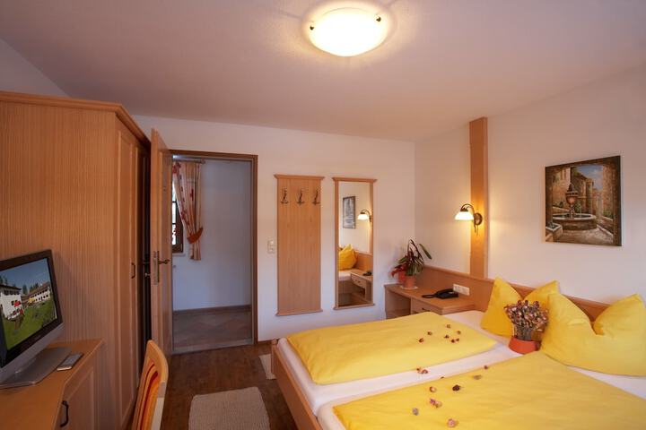 Room 12 of 54